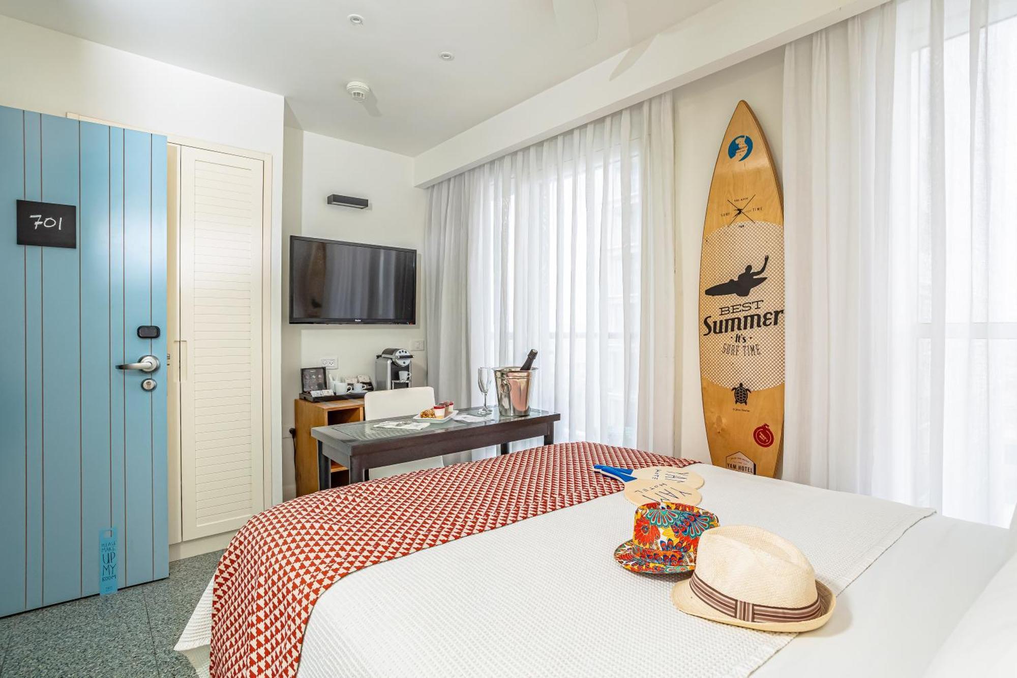 Classic Double or Twin Room Balcony