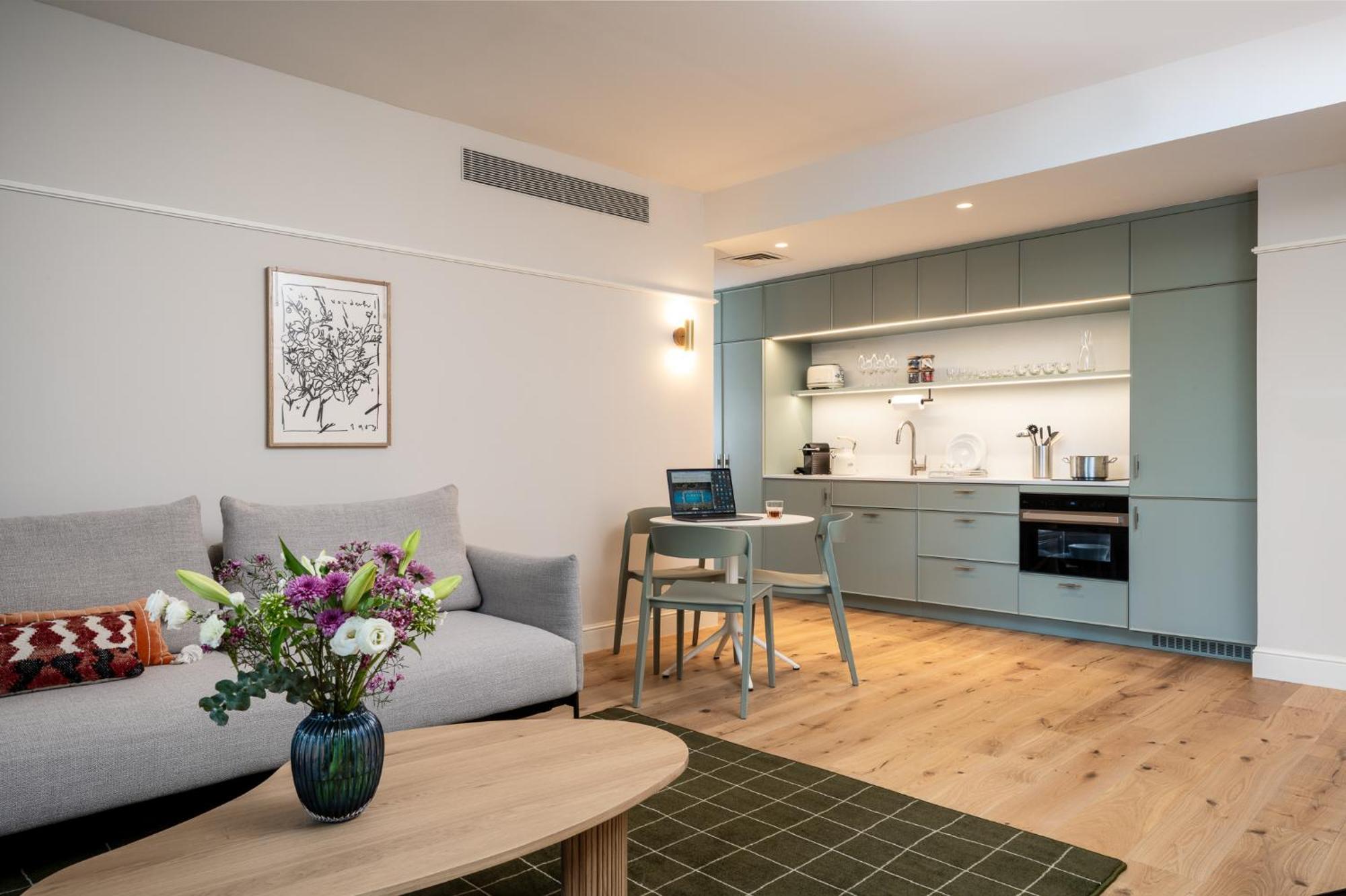 One-Bedroom Apartment with Sofabed,1652752437:JPEG