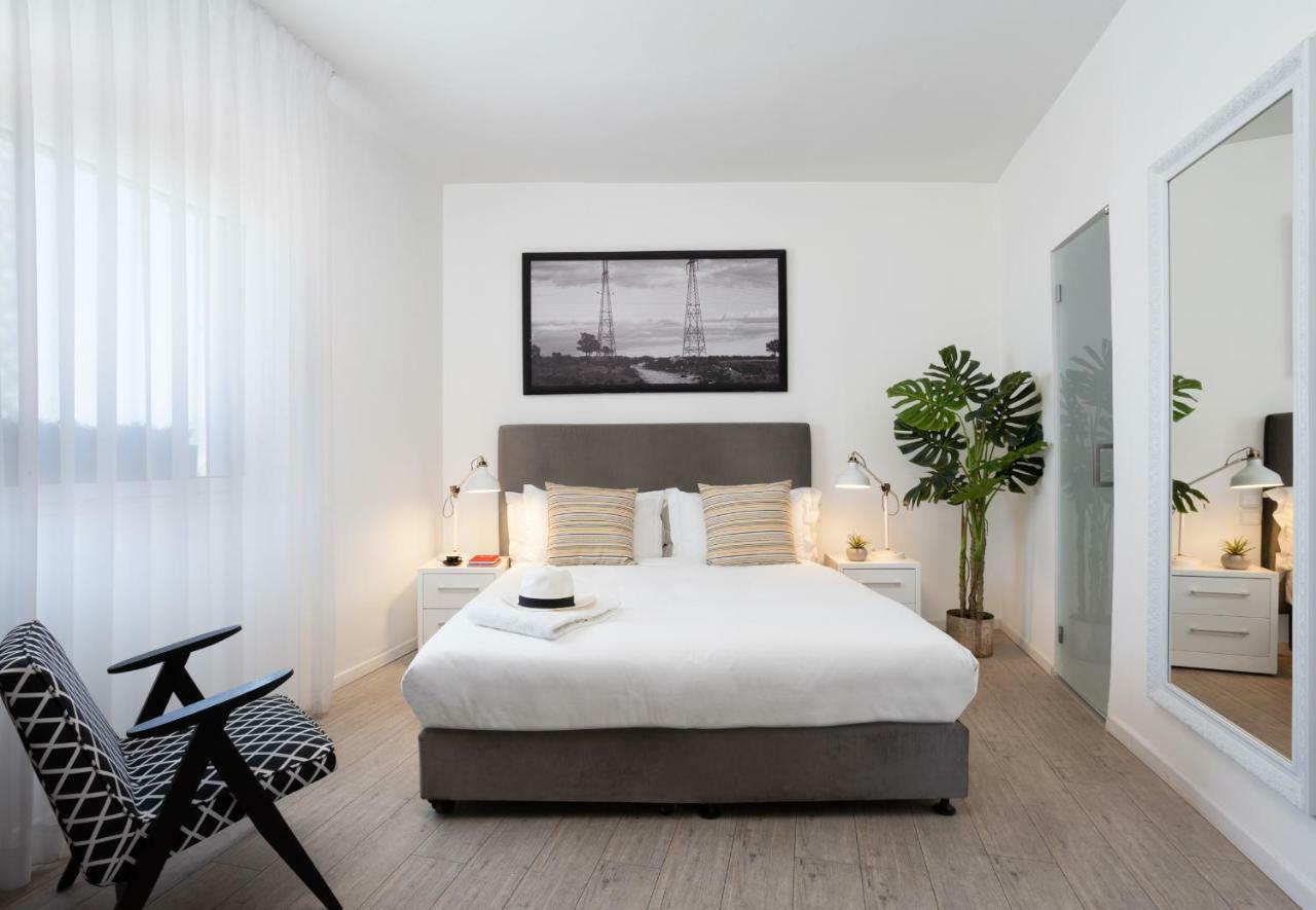 Two-Bedroom Apartment Sofa Bed,1730023688:JPEG